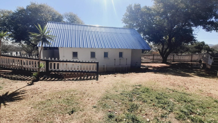 5 Bedroom Property for Sale in Hartbeespoort Rural North West